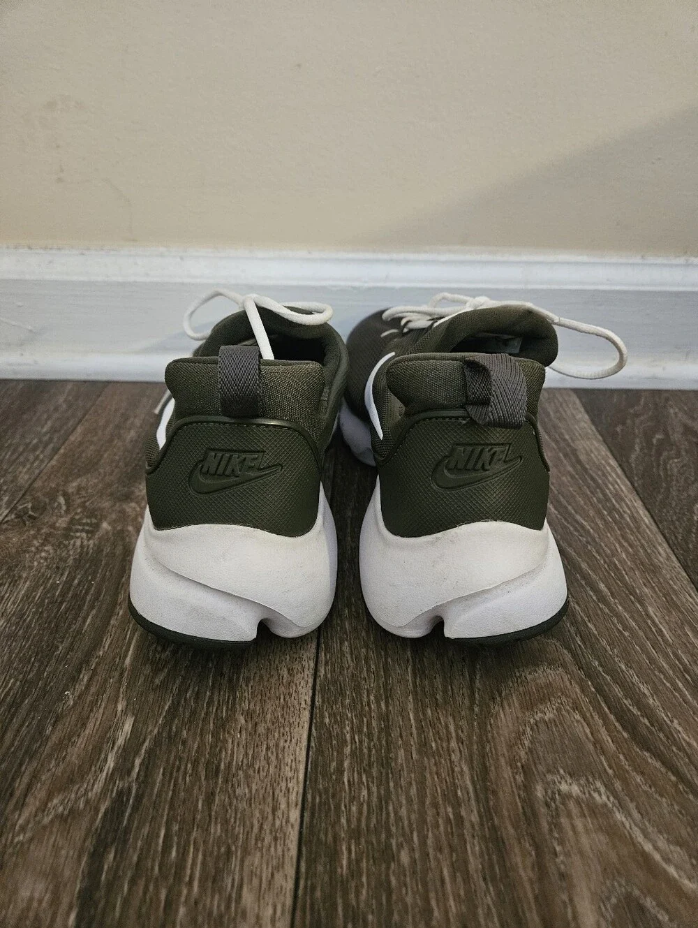 Nike Kids Olive Green and White Mesh Sneakers, Size 7Y